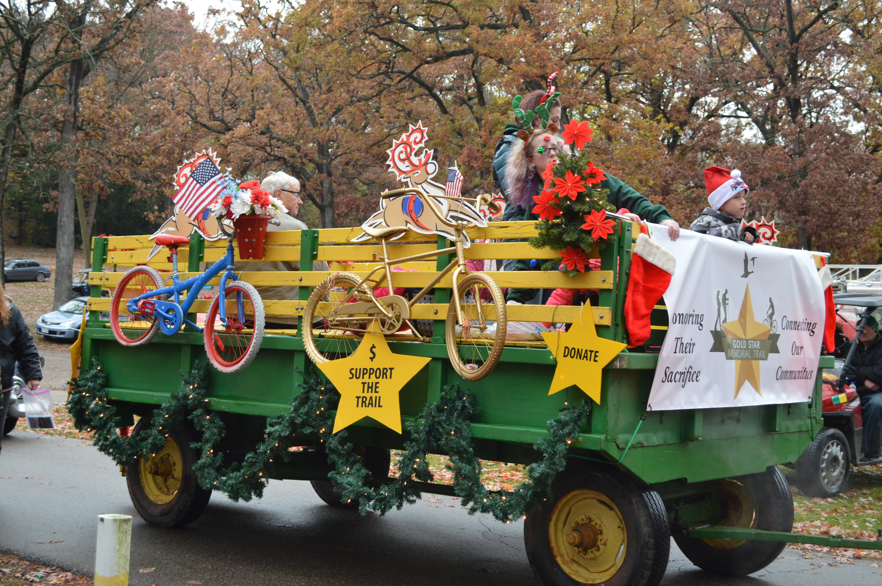 Waterloo Marshall Holiday Parade